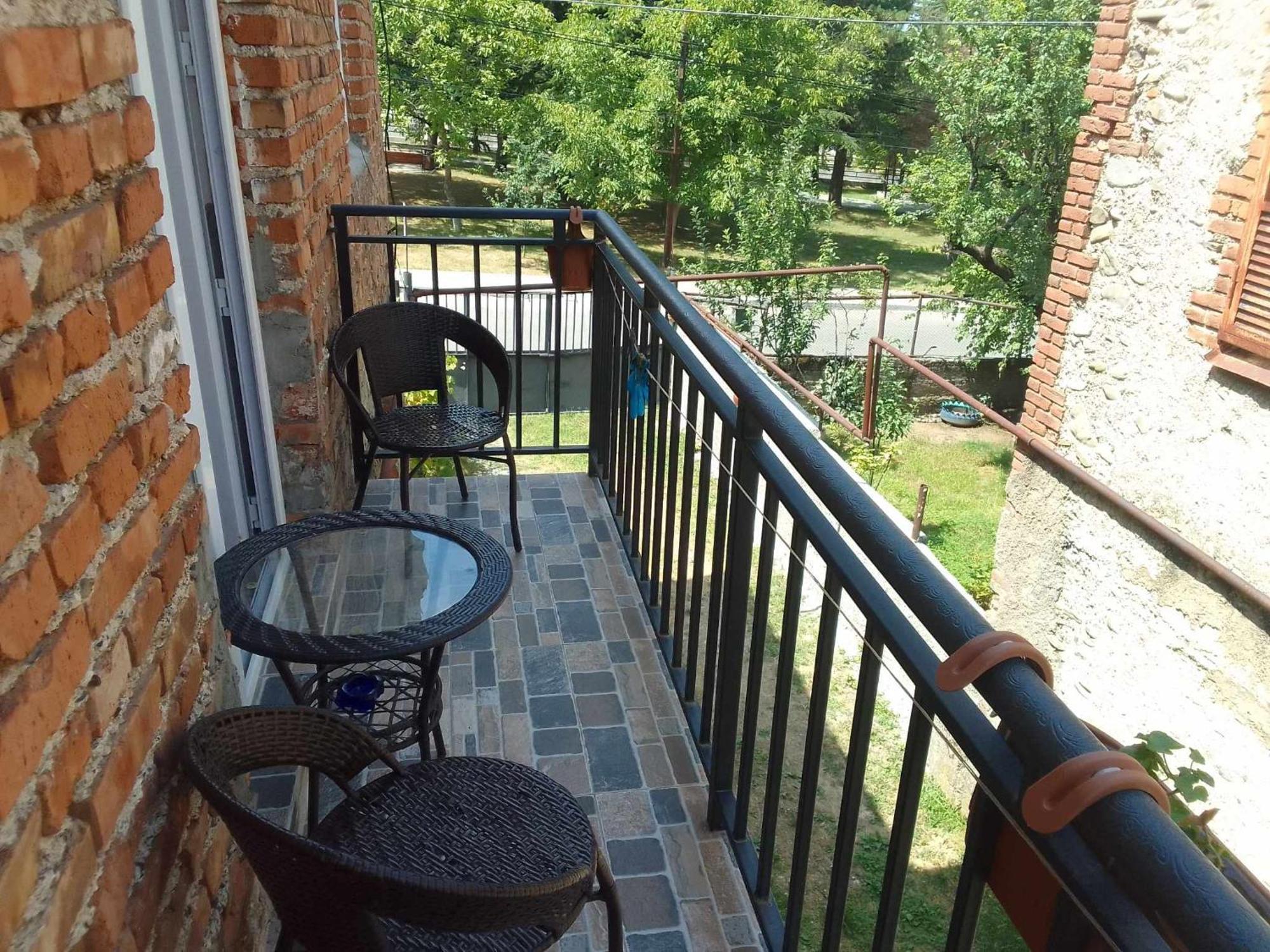 Natia Hotel Telavi Bagian luar foto