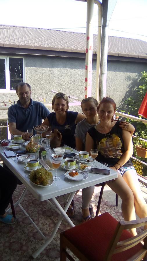 Natia Hotel Telavi Bagian luar foto